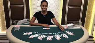 Privasi akun saat meminta bantuan teknis